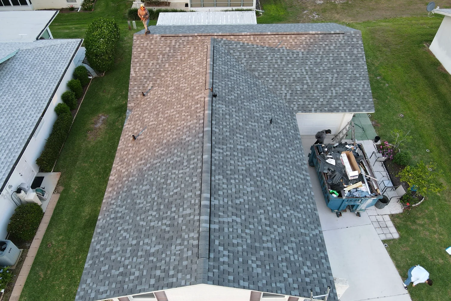 Roofing crew installation project in Wesley Chapel Florida